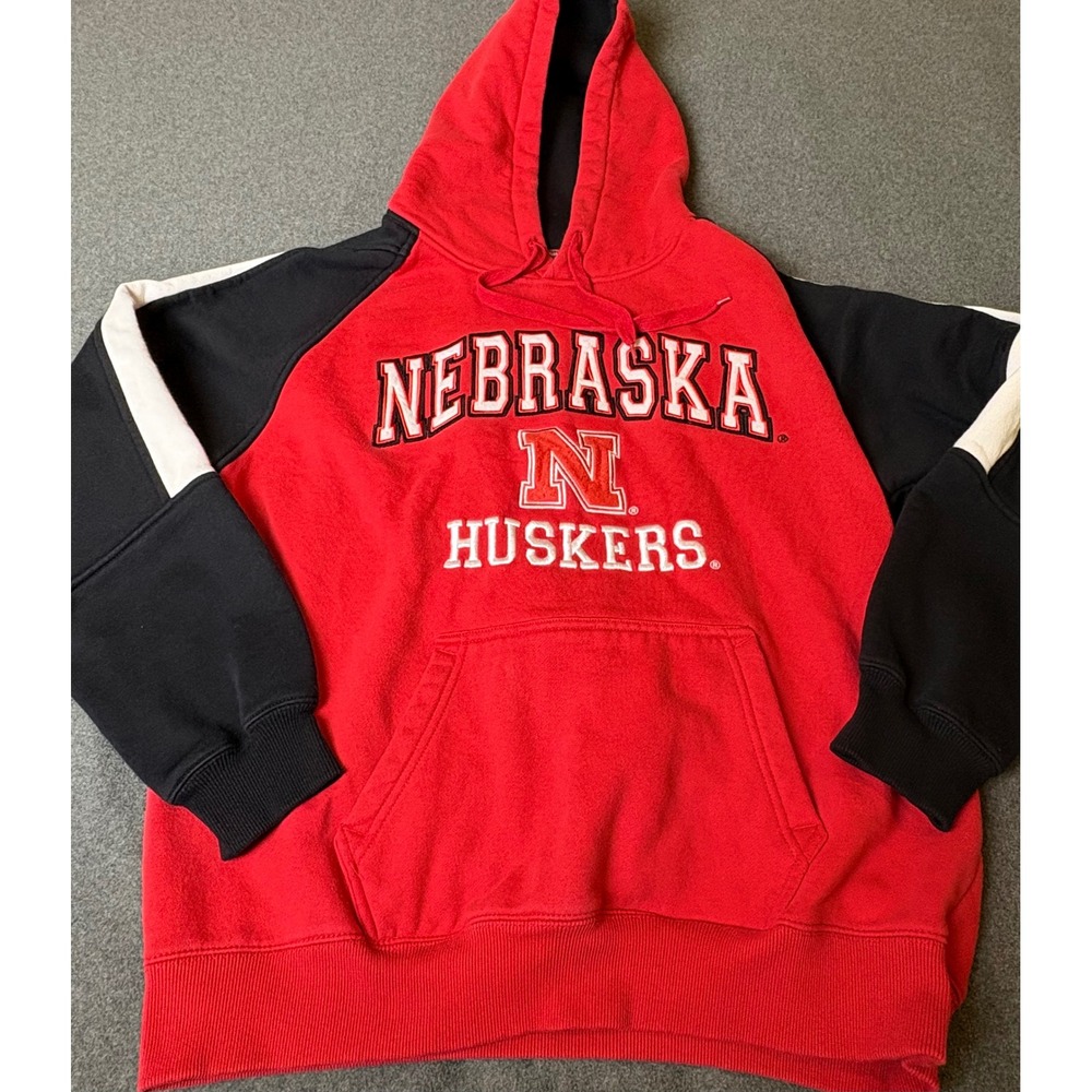 Colosseum Nebraska Huskers Hoodie Mens XL Red Black Colorblock Embroidered Logo